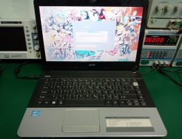 ACER E1-471 จอสีเพรี้ยน